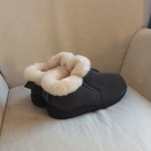 Extremely warm winter slippers